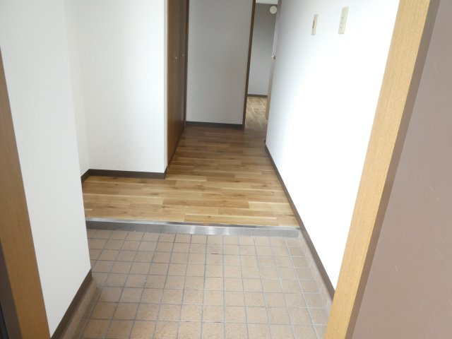 カースル小林の玄関