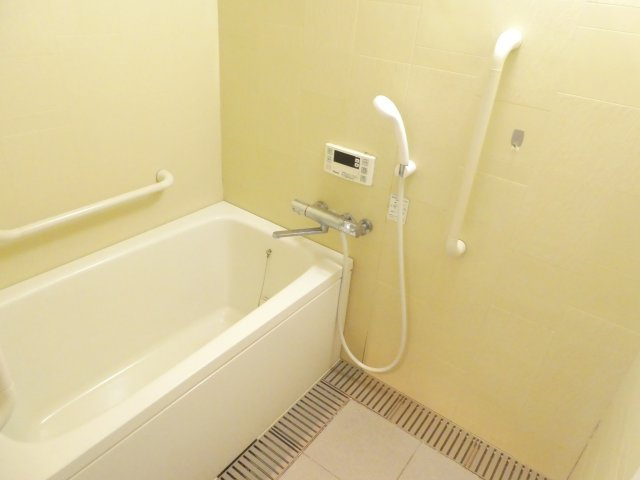 カースル小林の浴室