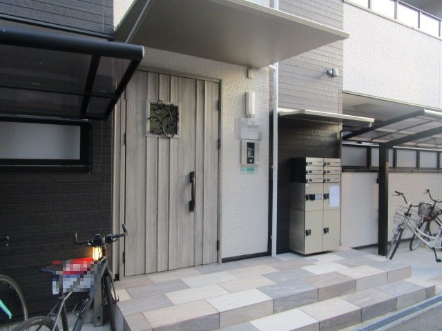 大阪市住之江区南加賀屋４丁目の一棟マンションの外観