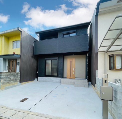 西野八幡田町の外観パース|【※こちらは施工例です】未来を創る自由設計！内装・外装はお客様のお好みに♪どんなおうちを建てたいですか？理想のおうちを私たちにお聞かせください！