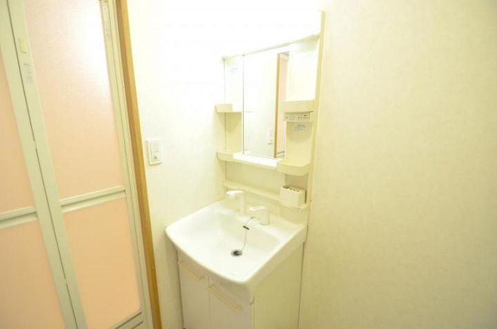 神戸市須磨区大黒町２丁目の賃貸マンションの洗面所