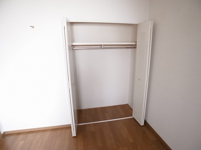 神戸市兵庫区門口町の賃貸マンションの収納