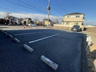 下野市柴テナント1の駐車場