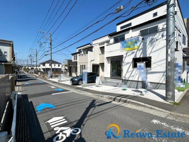 新築戸建　藤沢市辻堂太平台1丁目の前面道路含む現地写真