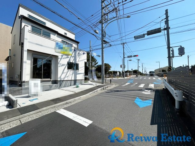 新築戸建　藤沢市辻堂太平台1丁目の前面道路含む現地写真