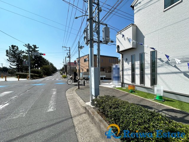 新築戸建　藤沢市辻堂太平台1丁目の前面道路含む現地写真