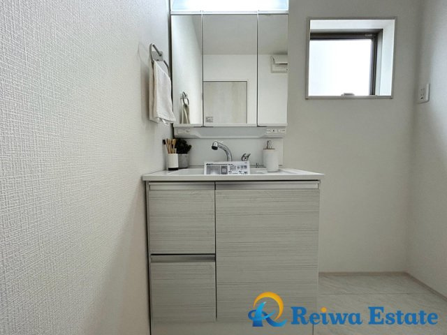 新築戸建　藤沢市辻堂太平台1丁目の独立洗面台