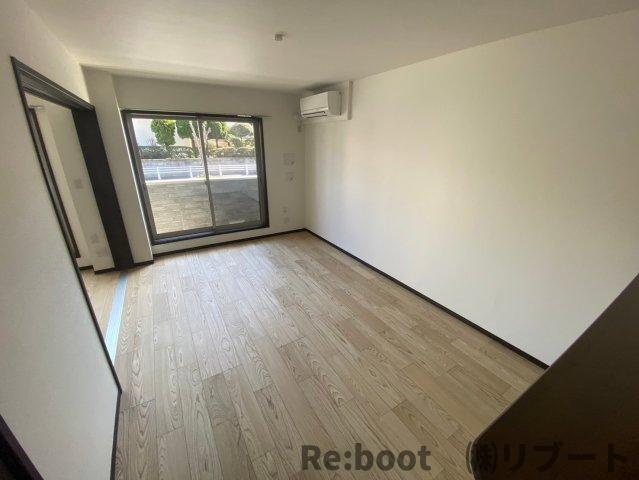 ラ・セレンテの居間・リビング