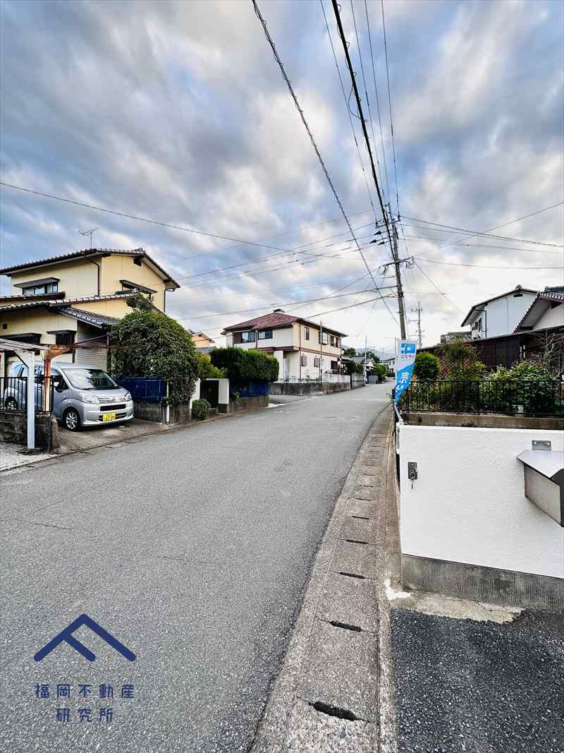 サーパスシティ前原参番館の周辺