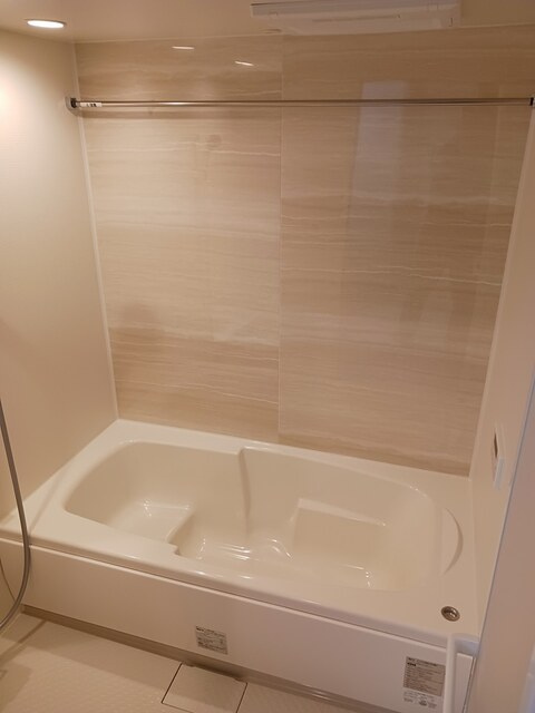 ペンタゴンの浴室