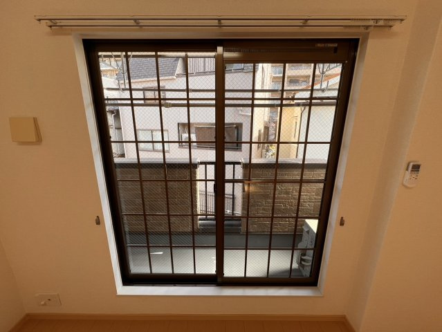 シオンのバルコニー|現況優先