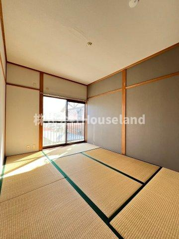 ファンシェット神前の和室