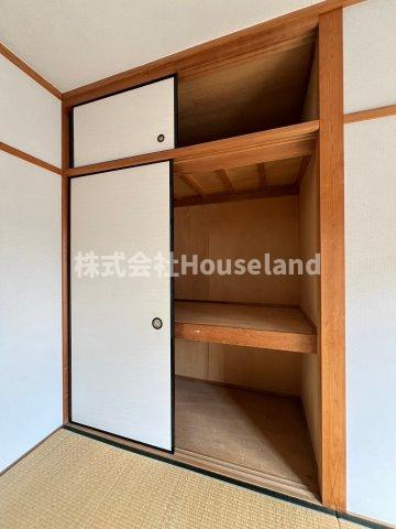 ファンシェット神前の収納