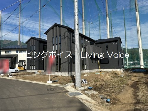 【外観】 | 【仲介手数料０円】秦野市菩提　中古一戸建て　2号棟 | 全体　【仲介手数料０円】秦野市菩提　中古一戸建て