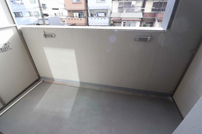 【バルコニー】 | ルクレ京橋(旧プロシード京橋)