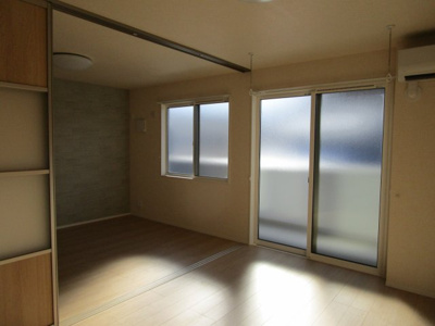 【居間・リビング】 | リバティベル紺屋町 | ゆったりとしたリビングです