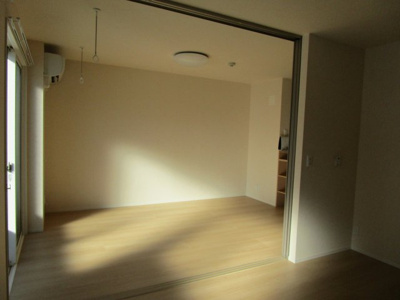 【洋室】 | リバティベル紺屋町 | スタンダードな洋室です