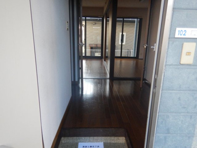 【玄関】 | グッピーハイツ