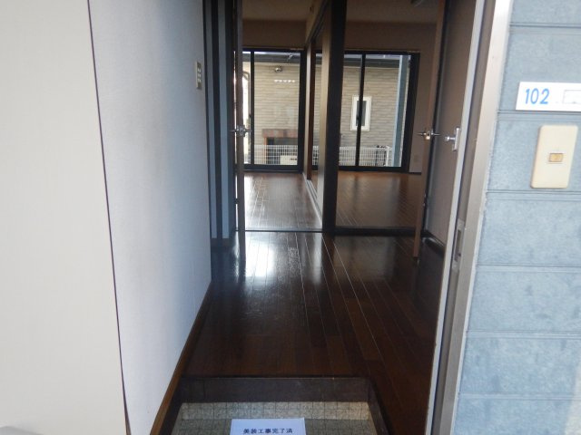 【玄関】 | グッピーハイツ