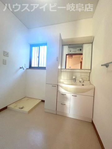 【独立洗面台】の画像