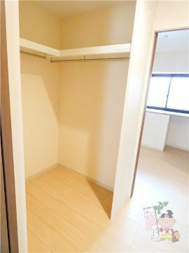 サンライト門田屋敷の収納|ウォークインクローゼット