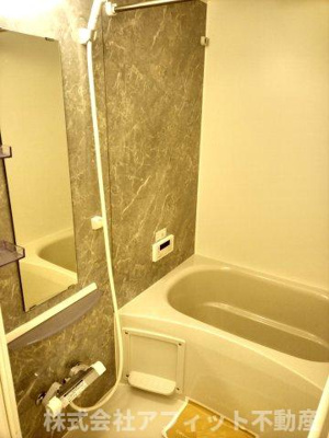 【浴室】 | Ｄ－グレイス　A棟 | 追い焚き機能付き