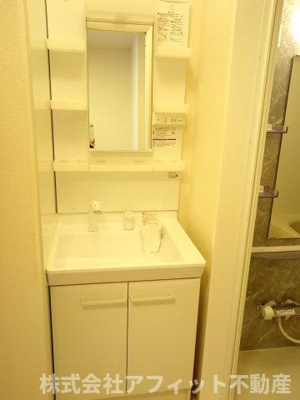 【独立洗面台】 | Ｄ－グレイス　A棟 | 洗髪洗面化粧台