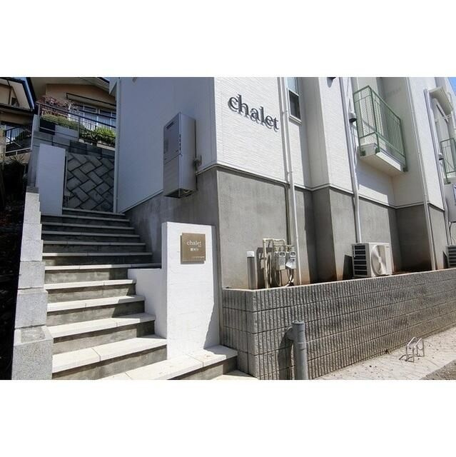 ｃｈａｌｅｔプラス駿河台のエントランス