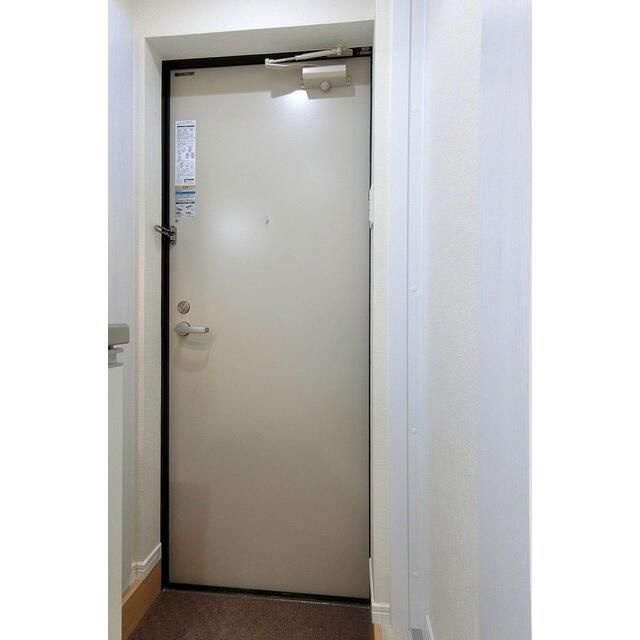 ｃｈａｌｅｔプラス駿河台の玄関