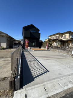 【前面道路含む現地写真】 | 間口も広くとってます！