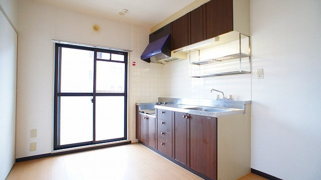 クレセントフジAのキッチン