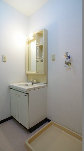 クレセントフジAの洗面所