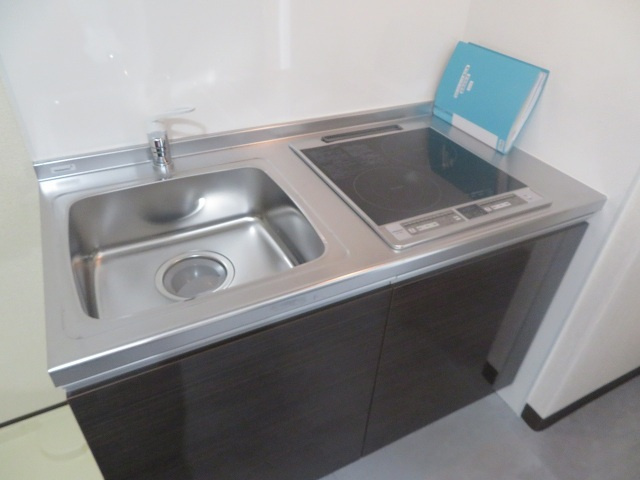 MESSAGE放出東のキッチン