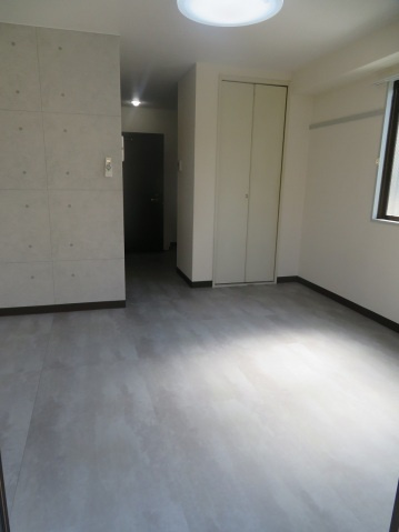 MESSAGE放出東の居間・リビング