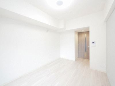 【居間・リビング】 | プレサンス堺筋本町センティス | 使いやすいリビングです