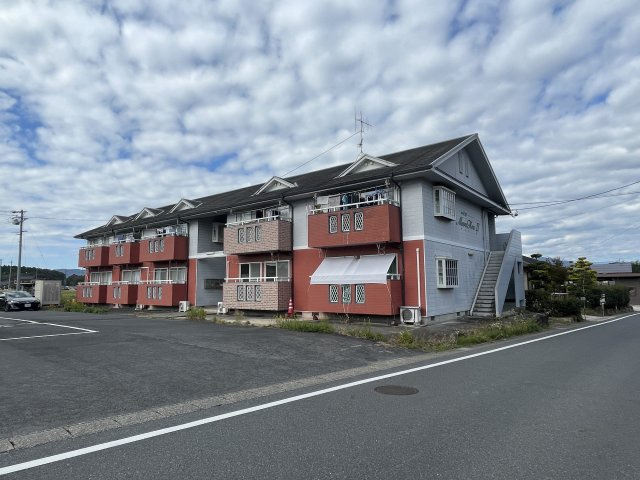 ハイツマルコーⅡの外観