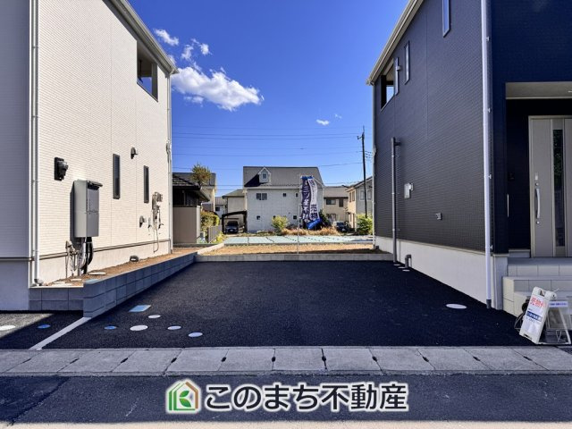 CRADLEGARDEN宇都宮市中岡本町第9　1号棟の駐車場|カースペースは並列２台分ございます！