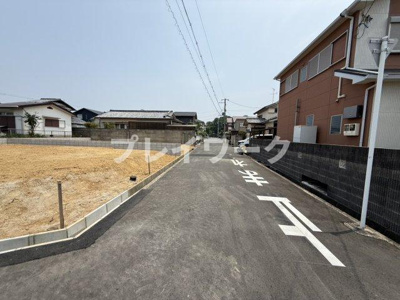 【前面道路含む現地写真】 | プレイワークレジデンス【鶴山台4丁目/全4区画】A号地・土地分譲・和泉市鶴山台4丁目 | 前面道路含む現地写真です