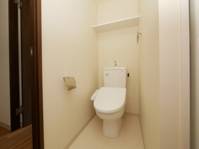 【トイレ】 | エグゼ堺筋本町 | ゆったりとした空間のトイレです