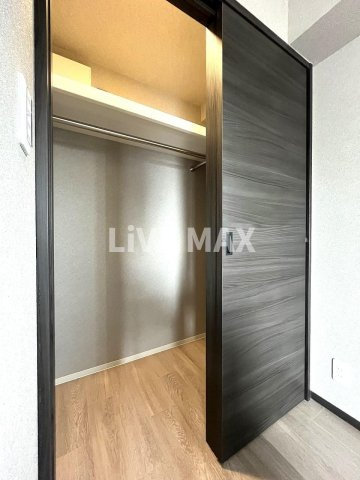 【収納】プレサンス　レイズ　泉　高岳駅前