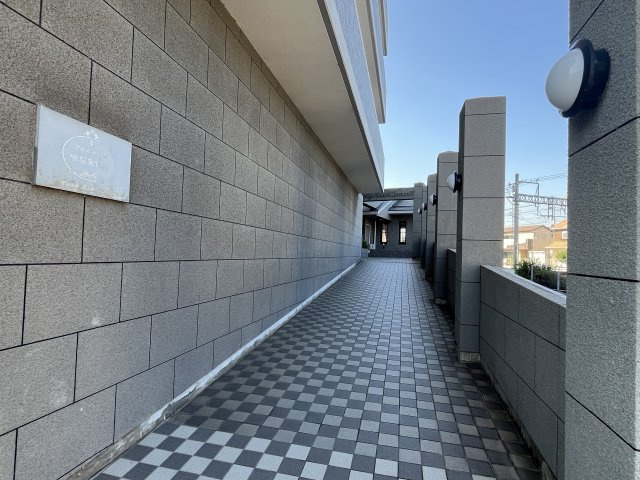 プレステージ明石魚住Ⅳのエントランス