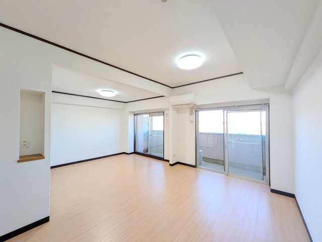 カンケン西藤マンションの居間・リビング