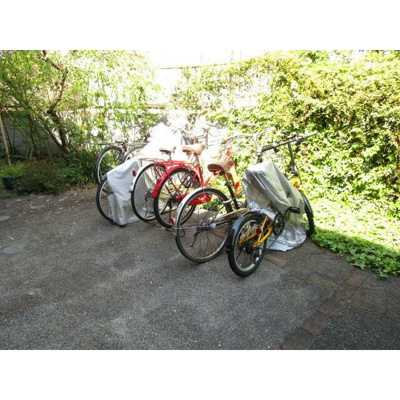 【その他共用部分】 | アイビーコート | 駐輪場あり。