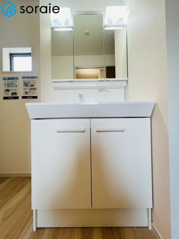 川越市今成1期　アーバンスタイルの独立洗面台