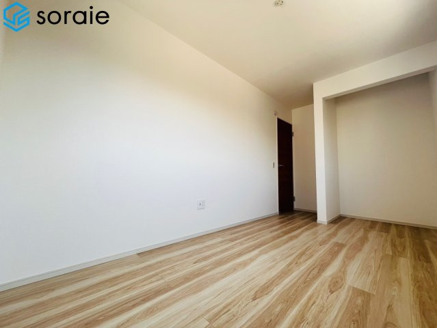 川越市今成1期　アーバンスタイルの洋室