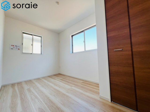 川越市今成1期　アーバンスタイルの洋室