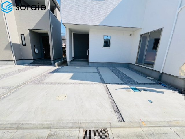 川越市今成1期　アーバンスタイルの駐車場