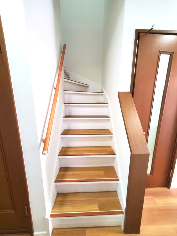 東大阪市布市町4丁目　中古戸建の内装