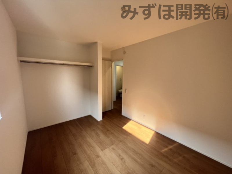 天童市大字長岡2441（旧住所）【Ｂ棟】の洋室