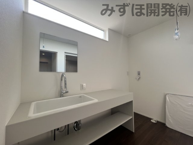 天童市長岡2441（旧住所）【A棟】の洗面所